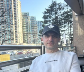 Vasyl, 53, North York