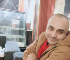 Amr, 42, Al Jizah