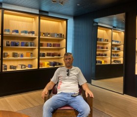 سردار, 37, Athens