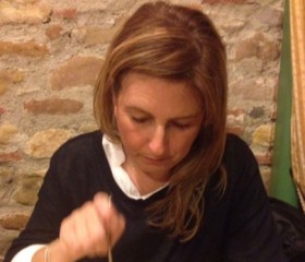 laura, 58, Capannori