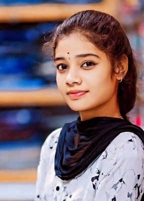 Thara, 23, India, Aluva