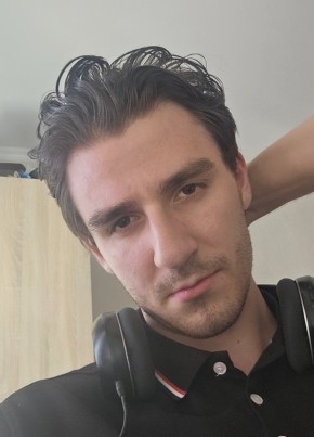 Maxim из Chişinău 22 года
