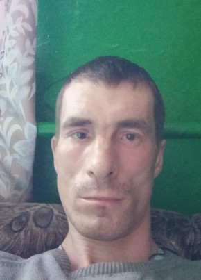 Андрей из Шебекино 41 год