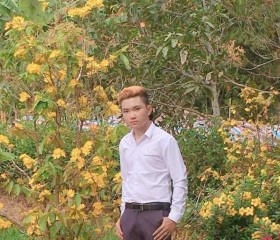 Toàn, 22, Ho Chi Minh City