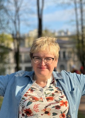 Анна, 55, Россия, Санкт-Петербург