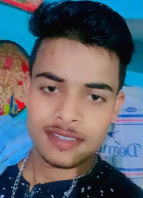 Rajeev Kumar, 18, India, New Delhi