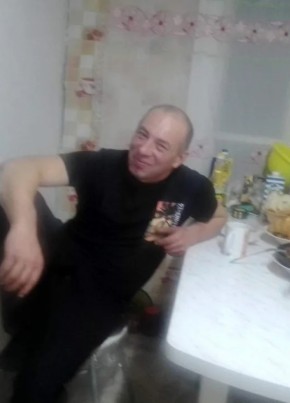 Александр из Баргузина 18 лет