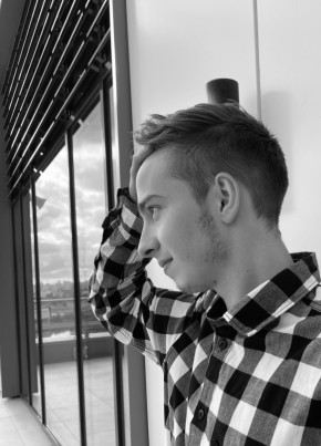 Алексей из Краснодара 22 года