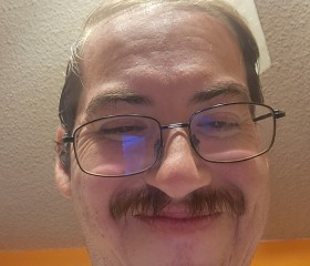 Joshua, 34, Los Angeles