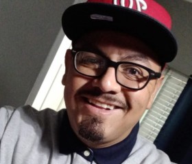 Chris, 37, Phoenix