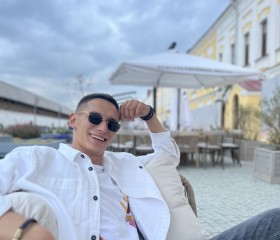 Maksim, 32, Ramat Gan