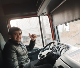 Guvanch, 26, Gyumri