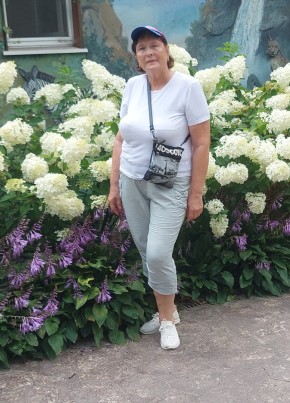 Галина из Владивостока 67 лет