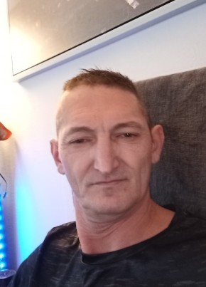 Dinu, 50, Bundesrepublik Deutschland, München