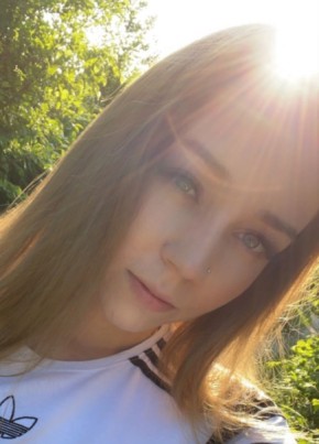 Юлия, 25, Россия, Кондрово