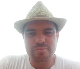 Andrey, 31, Tandarei
