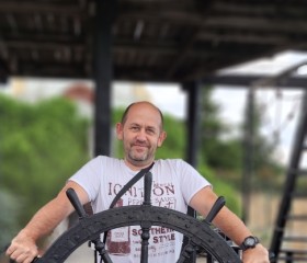 Arkadiy Drozhzhin, 47, Boston