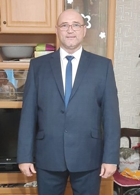 Руслан из Саратова 54 года