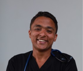 Mahmoud, 26, Isna