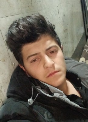 صالح, 21, Lebanon, Zahle