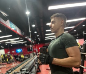 Evgeniy, 36, Nha Trang