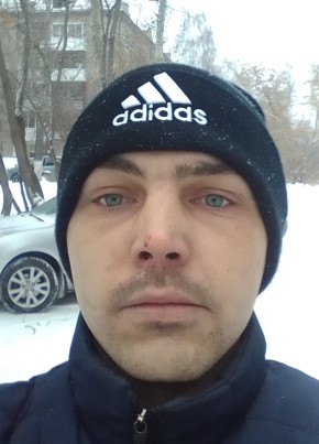 Александр, 33, Россия, Асбест