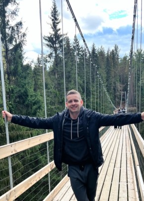Михаил из Москвы 34 года