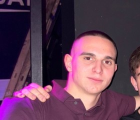 Stefan, 18, Belgrade