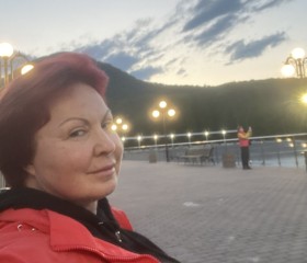 Elena, 59, Moscow