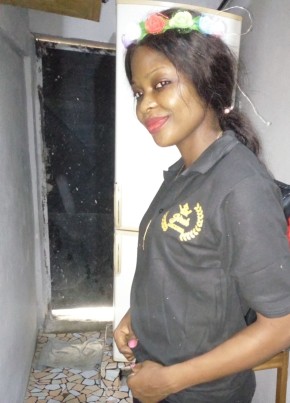 Linda, 31, Republic of Cameroon, Douala