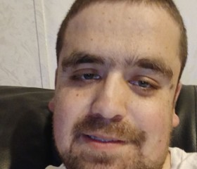 Charlie Anderson, 28, Jacksonville (State of Florida)
