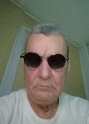 Виталий, 64, Россия, Сургут