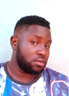 Umaluu bbale из London 35 лет