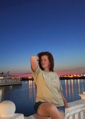 Елена из Саратова 44 года