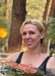 Olga, 47, Yekaterinburg