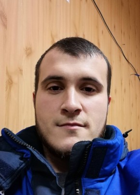 Халид из Махачкалы 31 год