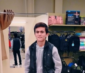 Amirov saidsho, 18, Saint Petersburg
