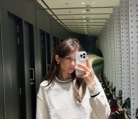 Toma, 22, Saint Petersburg