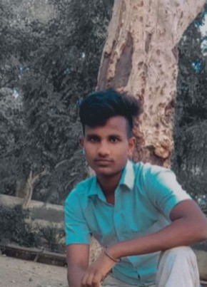 Lakhan Nishad, 19, India, Delhi