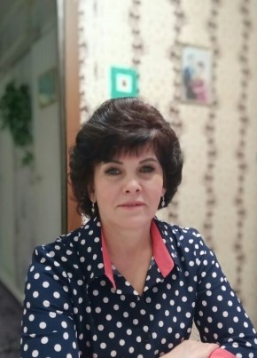 Нина, 58, Россия, Тихвин