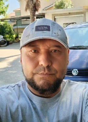 Tohir из Zagreb 48 лет