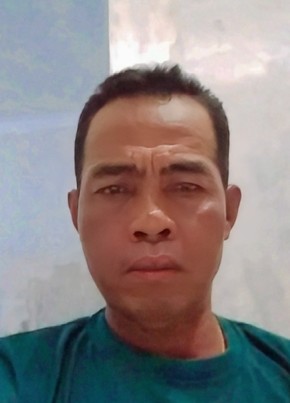 Zahra из Jatibarang 46 лет
