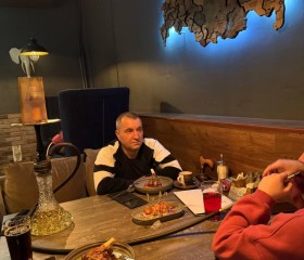 Vasiliy, 52, Izhevsk