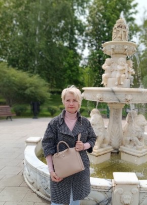 Елена, 47, Россия, Балаково