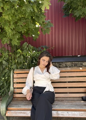 Диана из Нальчика 18 лет