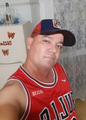 Jose E Nerey, 45, República de Cuba, La Habana