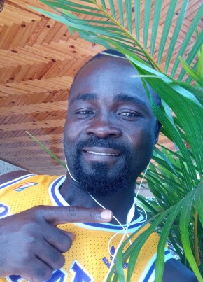 aboubacar try , 36, République de Guinée, Conakry