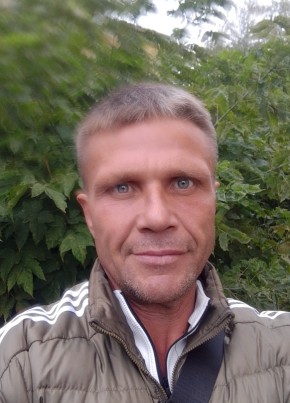 Александр из Москвы 51 год