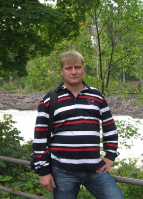 Михаил из Санкт-Петербурга 55 лет