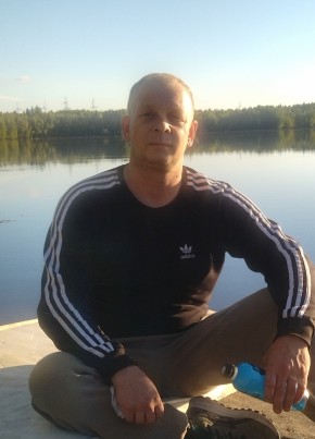 Александр из Кеми 49 лет
